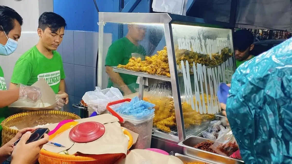 Ilustrasi nasi uduk jakarta untuk artikel Nasi uduk jakarta: 10 Warung Nasi Uduk Enak di Jakarta yang…