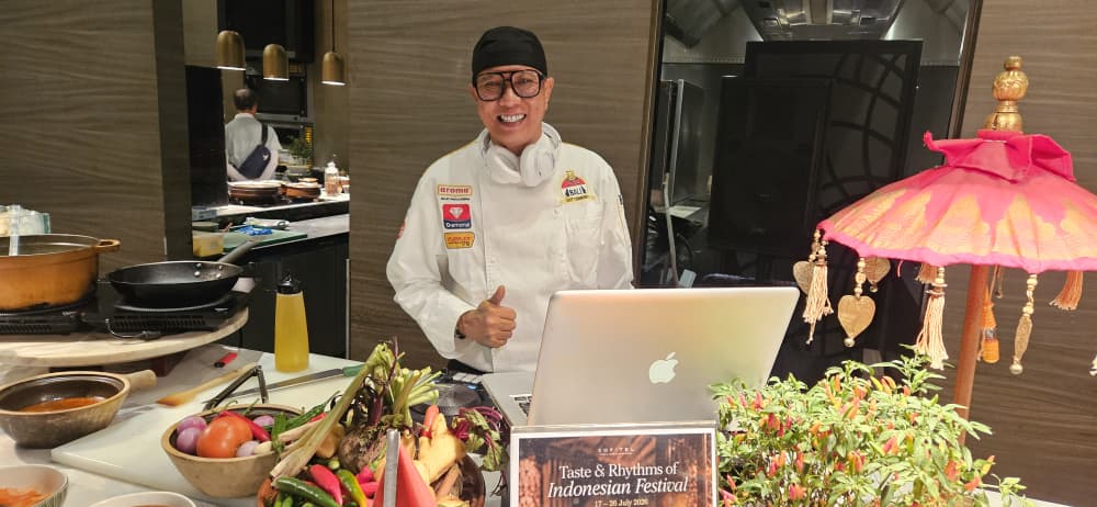 Ilustrasi menu klasik indonesia untuk artikel Nikmati menu klasik Indonesia di Sofitel Kuala Lumpur