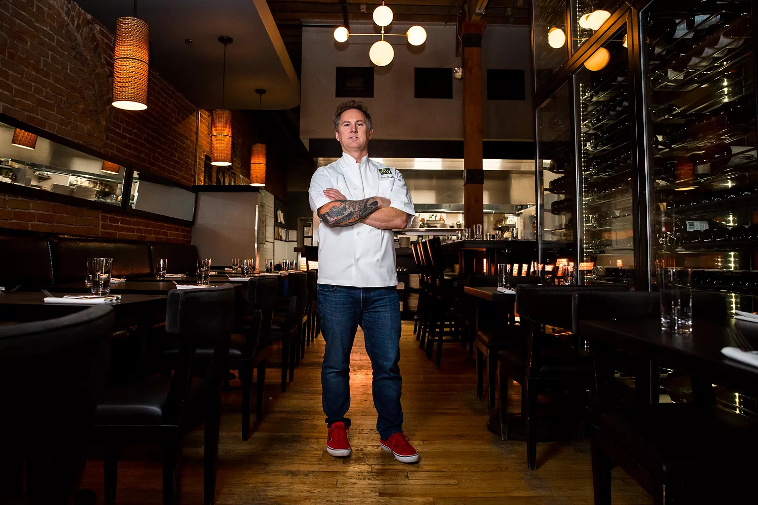 Ilustrasi carrie baird bar dough untuk artikel Carrie Baird Bar Dough: Koki Kembali, Troy Guard Rencanakan…